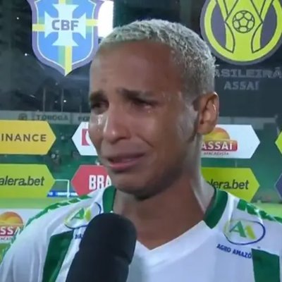 Eu sou o cara que escreve tudo o que vai acontecer no futebol brasileiro e depois mando pra CBF.