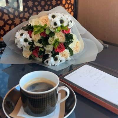 كل ماشفت الظبي لازم اقول .. ياشبيه صويحبي حسبي عليك💙🦌