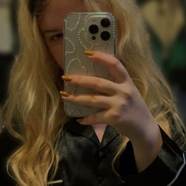 camile_kpop's profile picture. 02