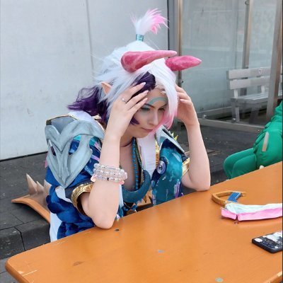 Astja/ur local Phel simpさんのプロフィール画像