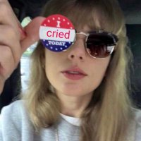 emma🎸 (@sw3etn0things) 's Twitter Profile