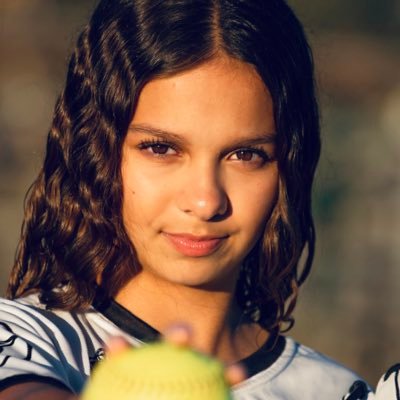 Bombers Gold American 14u 💣 RHP/1B 🥎 2028 Grad 🎓 makaylamunoz@yahoo.com