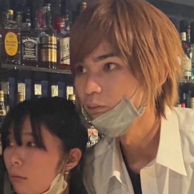 L(G)BTQ/27歳の若干コミュ障男性レイヤー、玲衣翔(れいと)ですー！仲良くしてやってください！ホラー系から日常系まで多様なコスをしてますが決してクオリティは高くない…w
DJデビュー1年生！ぼかとろレギュラーです！見に来てね！！