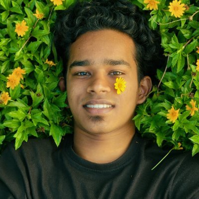 Student | Graphic Designer
https://t.co/10clCEddPB