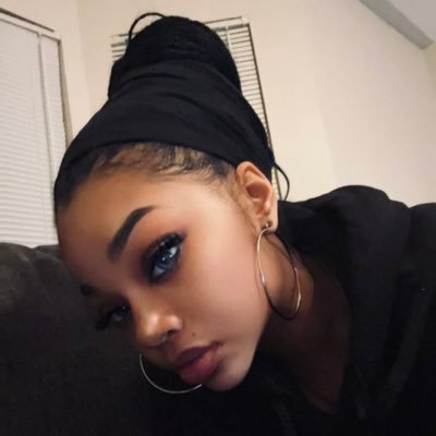 _ambermone's profile picture. ๐ชฌ .. FREE KHARI ๐ฆ
๐ค๐ค๐ฝ LLBIG28๐๏ธ