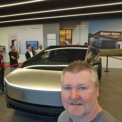 1adamdaily's profile picture. 