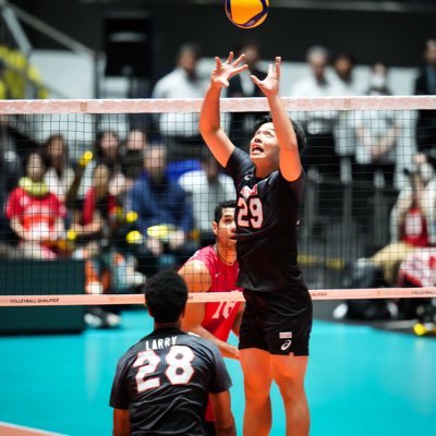 プロバレーボール選手🏐 現在は海外で活動中