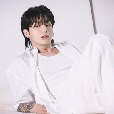 Jk BTS's Golden Maknae, jeon Jungkook. Official @bts twt