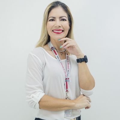 Tu asesor inmobiliario de confianza.
Instagram: @ignathellramirez.rah