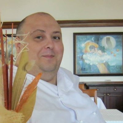 Itzko100Hristo's profile picture. 