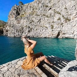 seemathees57039's profile picture. 