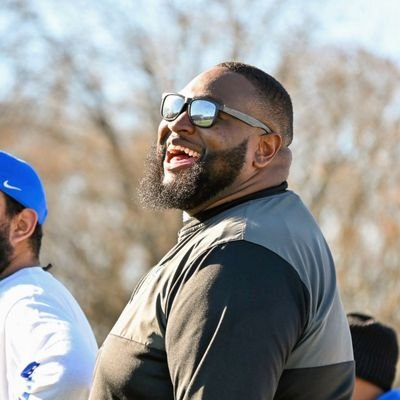 Defensive Coordinator for @FootballBunnell in Stratford, CT

#BrickByBrick #AgentsOfChaos #BeGreat