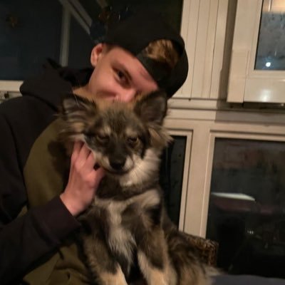 3.5 K Elo retired CS:GO Player & Twitch Streamer 🔥 Business requests: veenoxz98@gmail.com 🔥 🔥 https://t.co/w9u0gpY01C🔥