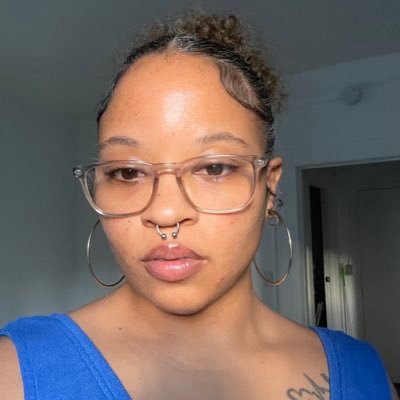 ThatGirlShina's profile picture. 