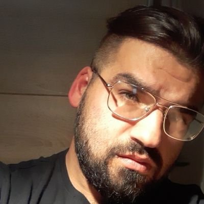 youngBank1's profile picture. Le savoir et la compréhension sont des concepts si ambigus que cette réalité ne pourrait être alors qu'une illusion⚫️🔴