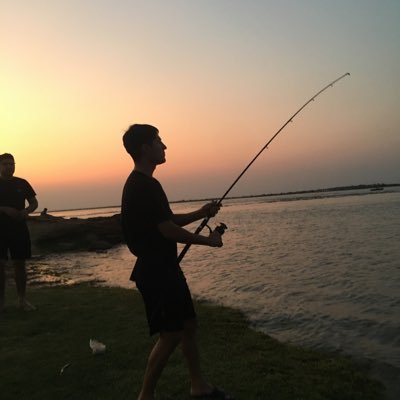 bauti_eh's profile picture. no todo lo que brilla es oro