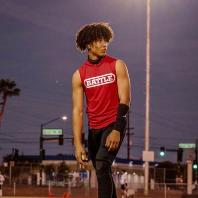 Brophy College Preparatory | c/o 2026 | 3.7 GPA | 6’2 | 190 | Football | Basketball | Lacrosse | God 1 | Head Coach @jason247scout |