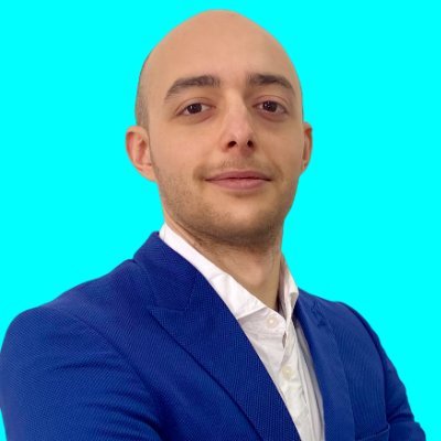 🔥12 Mil+ Views |⌨️Professional Coder/Architect |🌙Marketer & Copywriter At Night |💲Six-fig Tech Career |💁♂️Learn From Me: https://t.co/KFlEt2WWYJ
