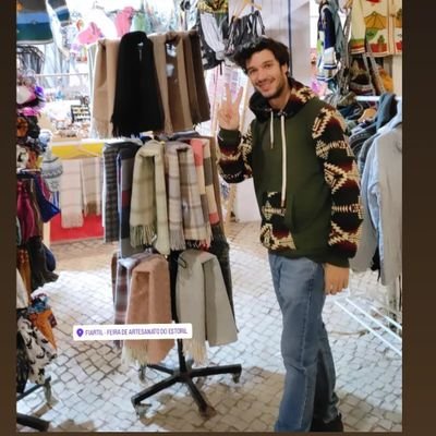 JosMend54980720's profile picture. 