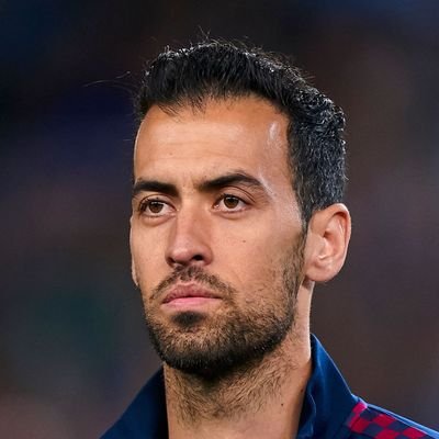 NikhilKp5001's profile picture. Manjapada💛💛
Culer♥️💙
Albicelestian🤍💙