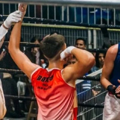 Perdí mi otra cuenta
ig: geronimovelez6
€ boxeador €