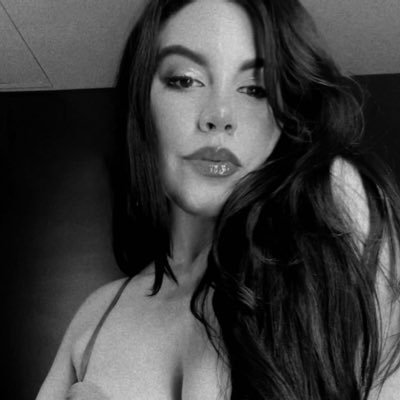 Jenny02Ros4621's profile picture. Seeking the truth and existing the matrix 🇱🇷 MAGA 🇱🇷 1st American Patriot No DM 🚫 Trump is my president.
#makeamericagreatagain