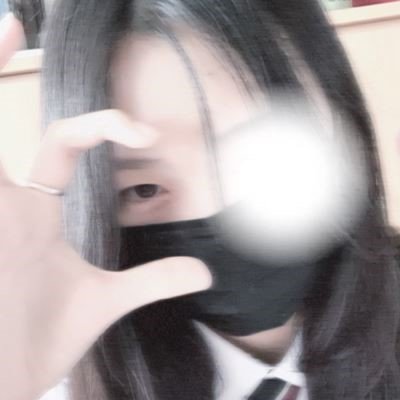 20代 かまってちゃん 毎日性欲たまってます 気持ちよくなりたい えち上手い人がいいな コスプレしながらするのが好き フォローしてくれたらDM