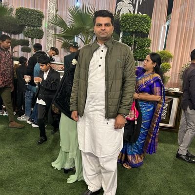 Shahid12518856's profile picture. Advocate