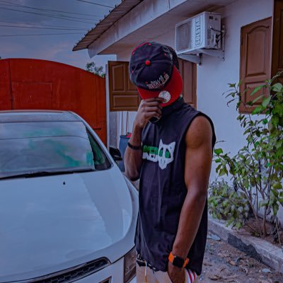 Dhareal_emmy's profile picture. 🦅