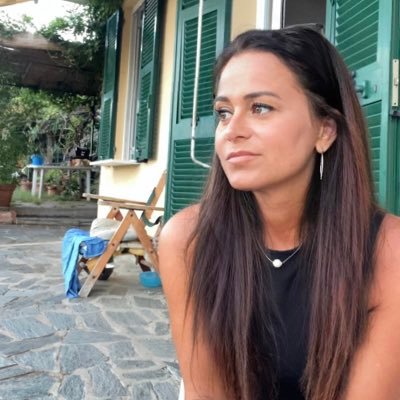 MonicaTixi's profile picture. Poligrafica XIX