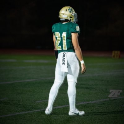 DonnyEdwards26's profile picture. Moreau Catholic '26 💚🤍 | 4. 3 𝐆𝐏𝐀 | 6’ 200 lbs | 🏈LB RB | 🏀SG,SF| NCAA ID# 2304888660