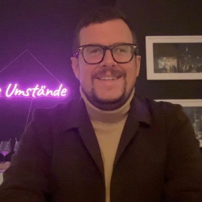 tv nerd, tv industry journalist, founder of Medienmagazin https://t.co/ctiV7IWp3O / Born in Düsseldorf, living in Cologne / F95 ⚽️ / 🏳️‍🌈🇪🇺