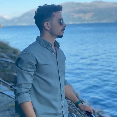 Business Informatics student. Interested in AI and optimizing things. I keep up with world politics.