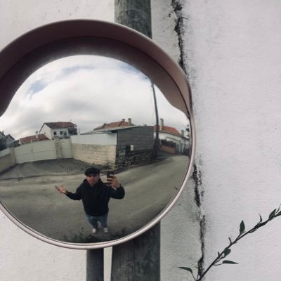 h3_nriq_u3__'s profile picture. Surf is life