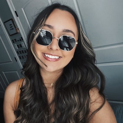 kylamanningg's profile picture. 