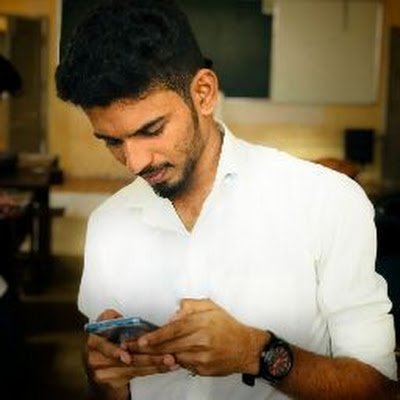 Sethuwrites's profile picture. 