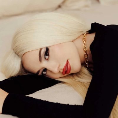 the best photos, videos and GIFS of singer/songwriter @avamax!