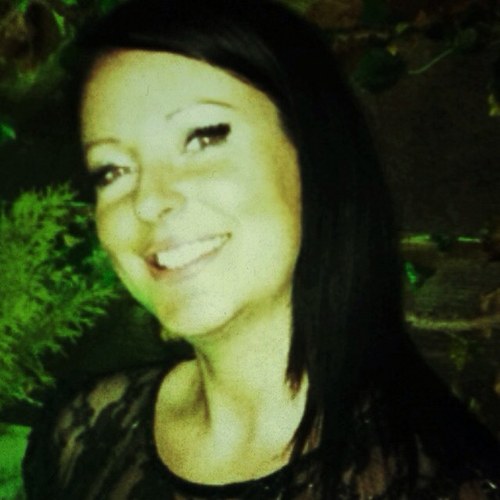 cazanne2011's profile picture. 