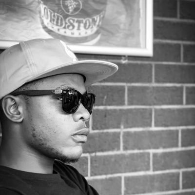Peezeh2's profile picture. Human 🌍
•
Creative 🤌
•
Media Entrepreneur 📸
•
Statistician 📈
•
VOBA 🥂