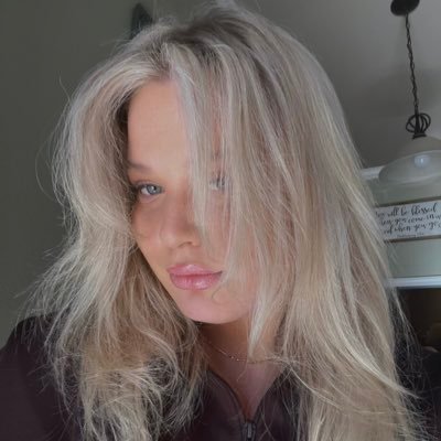 MadilynRussell1's profile picture. 