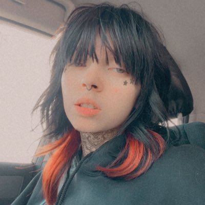 She/her and v tired 😴