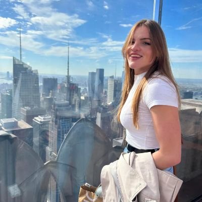 Co-founder of @security_queens, penetration tester by day, lentil enthusiast by night. Security is my passion, but lentils are my addiction.