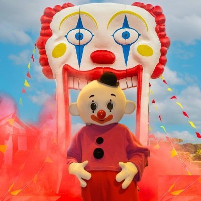 Mascotte officielle des attractions @plopsa // 
        
Official mascot of @plopsa attractions ✨️🤡🎢