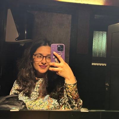 mehreenmander11's profile picture. 