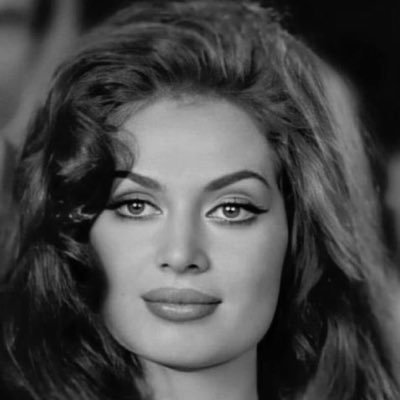 17pb_2's profile picture. احبك.