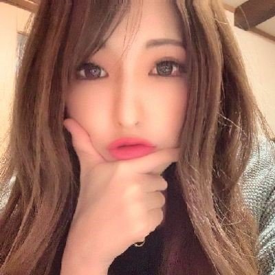 裏垢女子/160せんちm/社会人2年めです♡関東圏です♪えちの相性合う人いないかな♡ 玄関でくわえるのが好きなむっつりすけべです❁⃘*.ﾟ