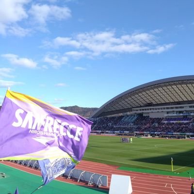 サッカーと釣りをこよなく愛するアラサー会社員ヽ(´▽｀)ﾉ♪