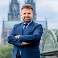 Süleyman Yalçın (@sueleymanyalcin) Twitter profile photo