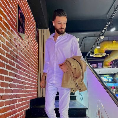 اجنبي مصر 😎🖤🕊️
حبيبي يارسول الله 🤍🤗
Zsc🏹🇦🇹🤍
coffee ☕🌸