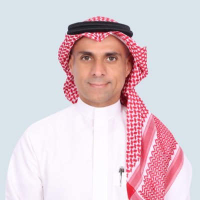 إياك أن تحلم إلى الدرجة التي تنسى فيها الواقع .. وإياك أن يحاصرك الواقع إلى الدرجة التي تنسى فيها أحلامك ..